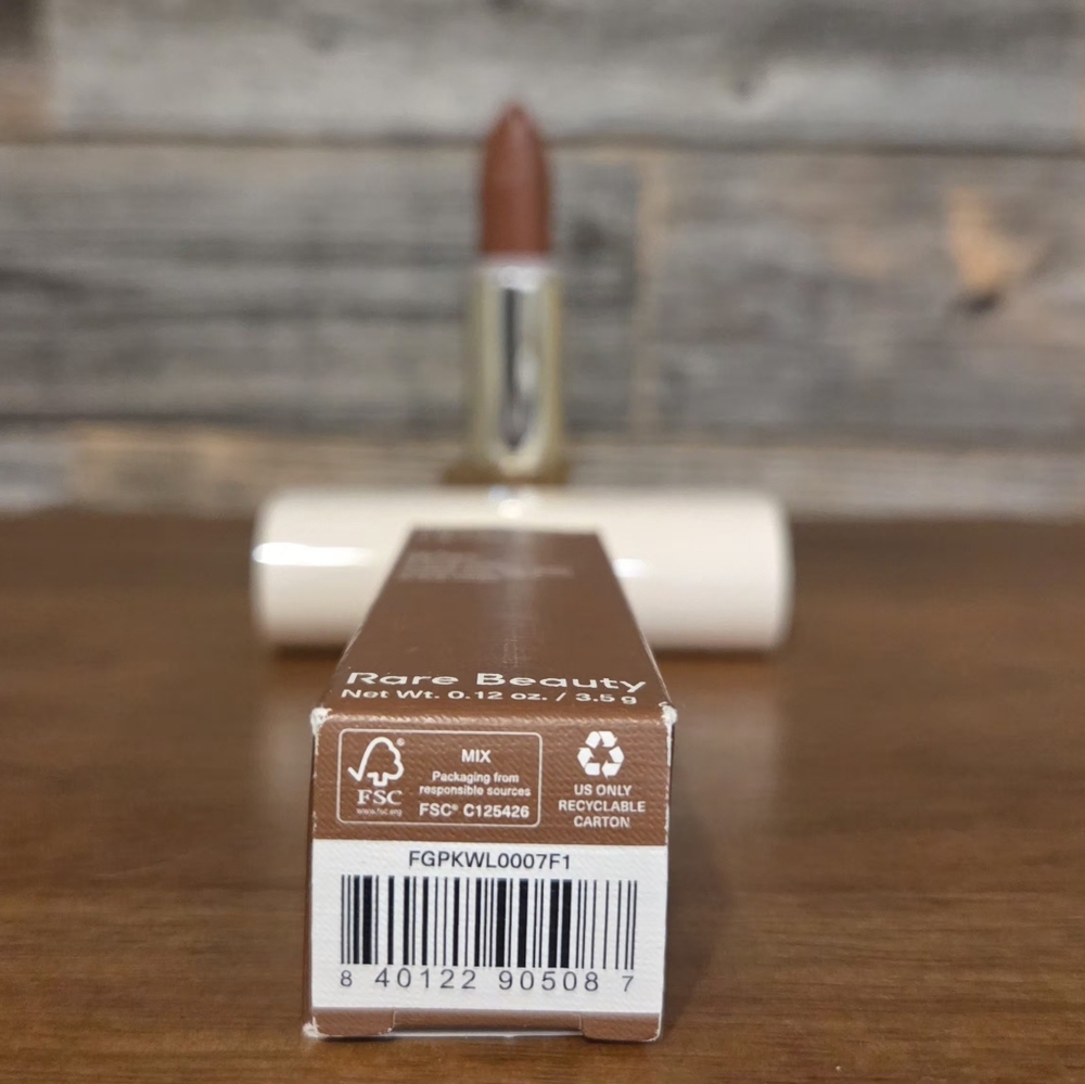 Rare Beauty- Kind Words Matte Lipstick Wise - Warm Brown Nude - Picture 2 of 13